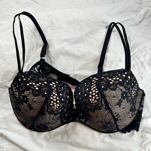 Vintage Victoria Secret Very Sexy padded Demi bra size 38C, nude with black